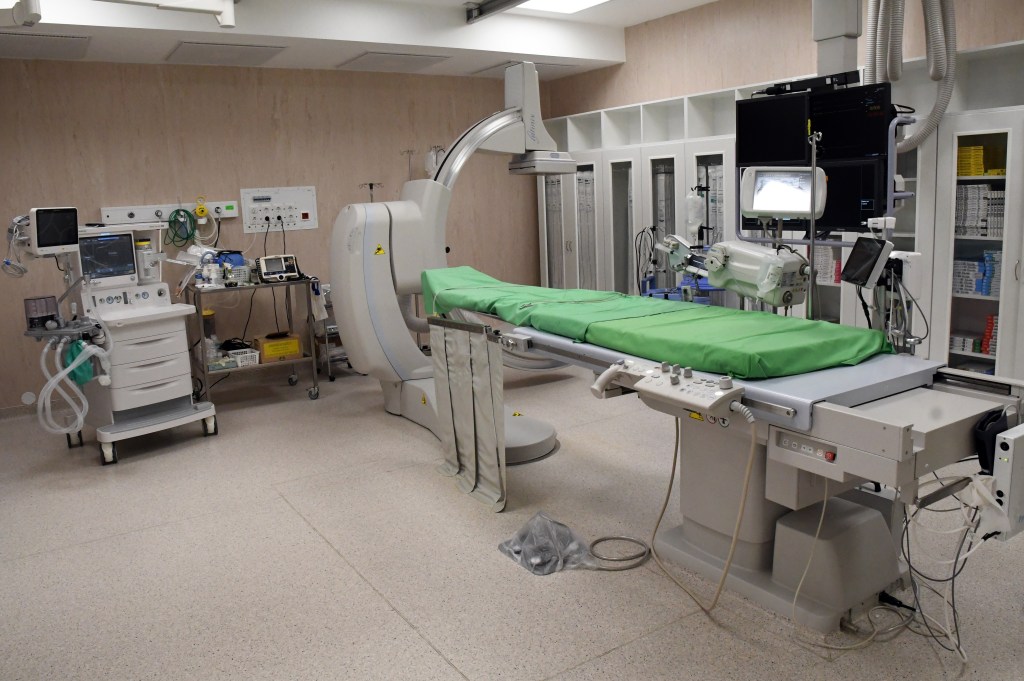 Reccs – Második rész: A&nbsp;műtétről